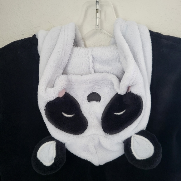 Old Navy Gender-Neutral Panda Onsie or Costume for Kids Size Medium - Picture 3 of 10